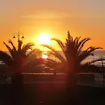 Miramare بيت ضيافة