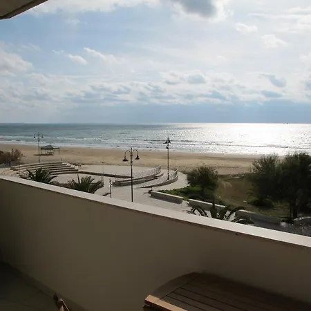 Miramare 3* 포쟐로